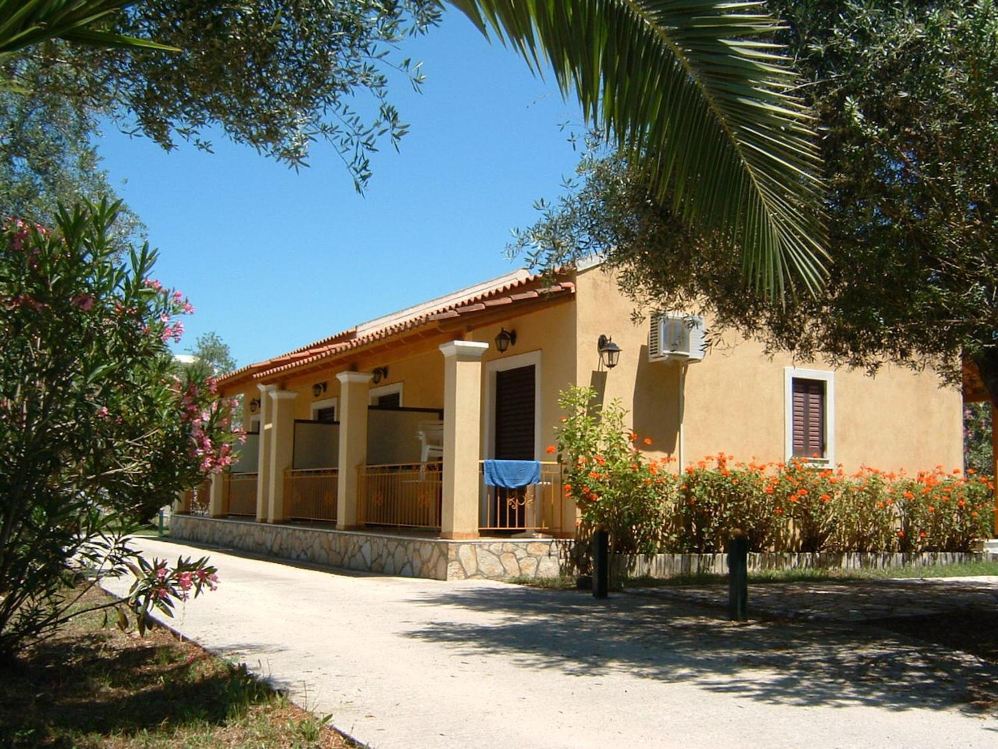 Irini And Apartment