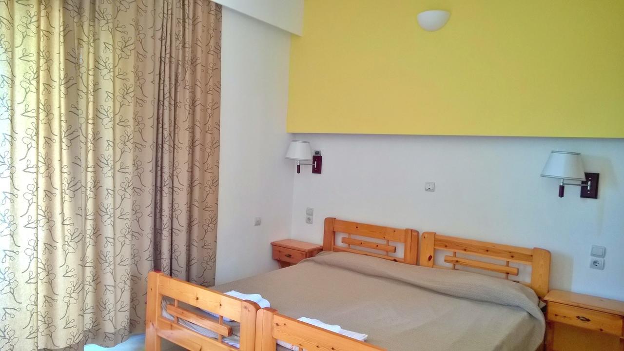 Irini And Apartment *